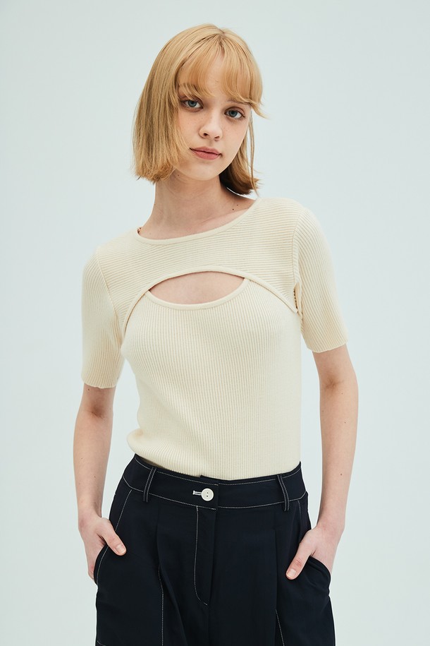 OPENING SUNSHINE - 스웨터 - Cutout Short Sleeve Slim Knit_Cream