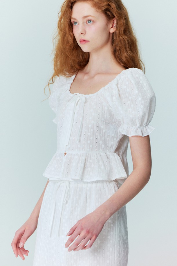 OPENING SUNSHINE - 블라우스 - [리퍼브]Flower embroidery puff blouse_white