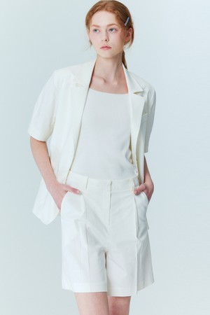 Linen one-tuck Bermuda pants_Ivory