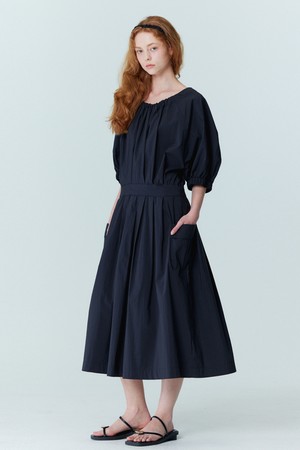 Balloon shirring pleated dress_Black