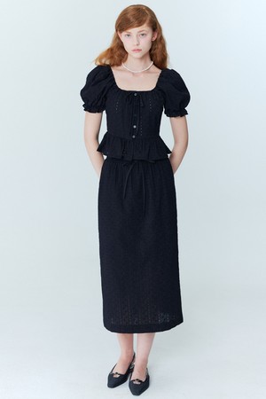 SET_Flower embroidery puff blouse_long skirt_Black