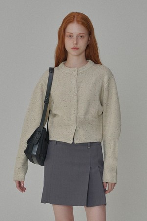 Round neck wool crop knit cardigan_Cream