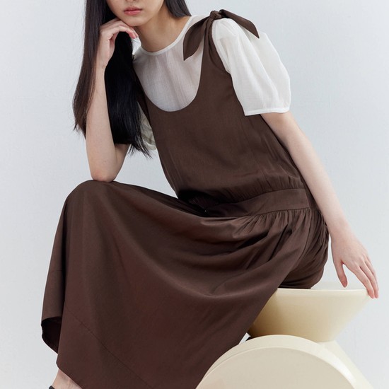 Ribbon Shoulder Strap Shirring Sleeveless Dress_Brown
