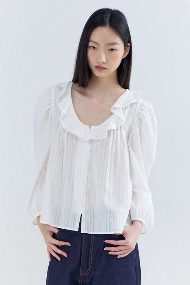 OPENING SUNSHINE - 블라우스 - Ruffle Lace Pin-tuck Cotton Blouse_White