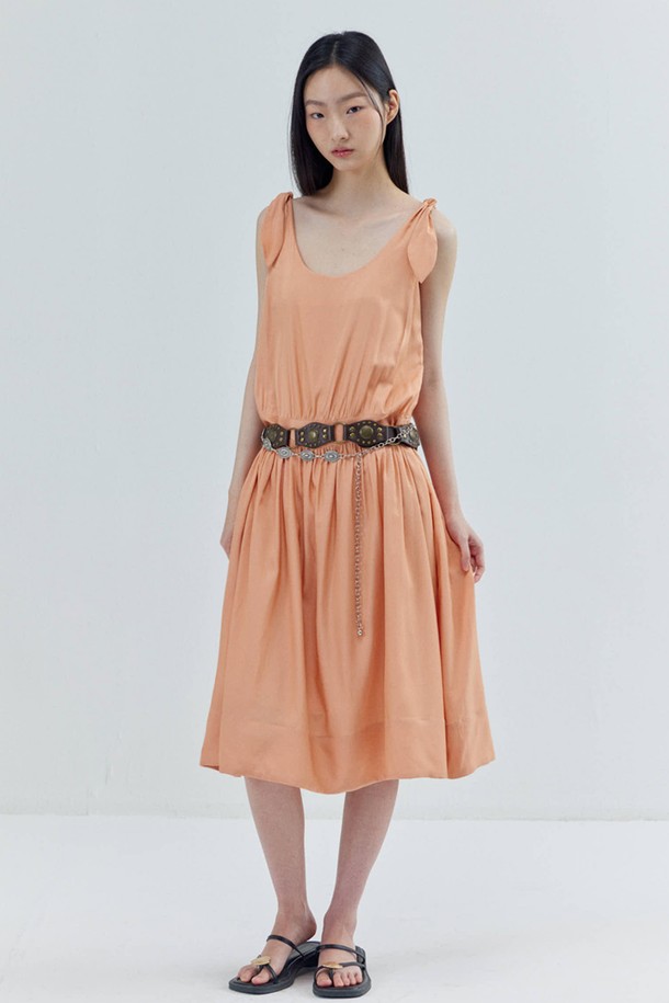 OPENING SUNSHINE - 민소매 원피스 - Ribbon Shoulder Strap Shirring Sleeveless Dress_Peach Pink