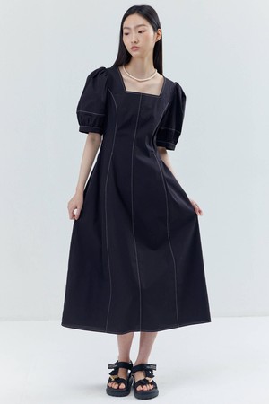 Square-neck Puff Sleeve Stitch Dress_Black