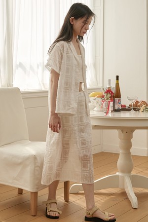 Set_See-through embroidered lace shirt+skirt
