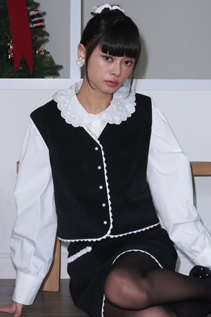 Lace Trimming Velvet Vest_Black