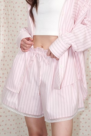 Striped lace pintuck shorts Pink