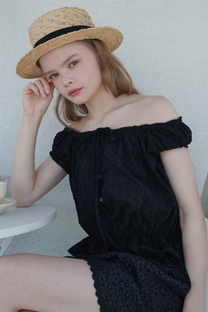 Off-Shoulder Lace Cotton Embroidered Blouse Black