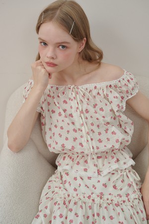 Off-Shoulder Lace Cotton Embroidered Blouse Cream Flower