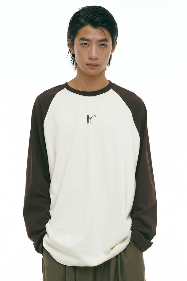 HYIIⁿ - 긴팔티셔츠 - [하이투] Uniform Raglan Tshirt Brown