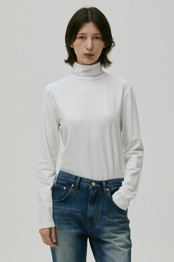 HYIIⁿ - 긴팔티셔츠 - [하이투] Standard Fit Turtle Neck Pullover White