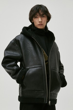 [하이투] Reversible Hooded Shearling Jacket Black