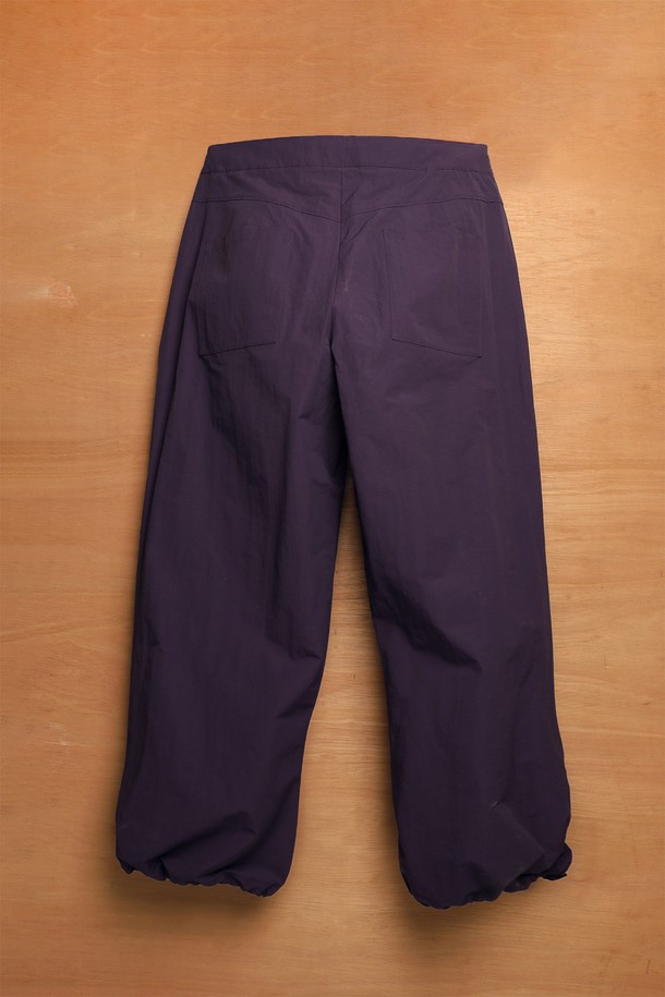 TOWTOWARCHIVE - 캐주얼팬츠 - PIPI PARACHUTE PANTS-DEEP PURPLE