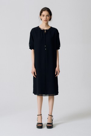 넥 스트링 블랙 드레스 N5HM47