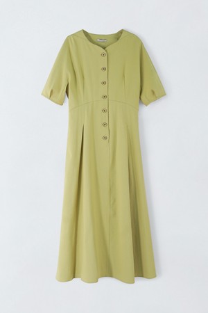 라운드 버튼 플레어 원피스 O5HM25