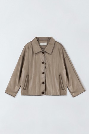 페이크 레더 크롭 자켓 E6IS015