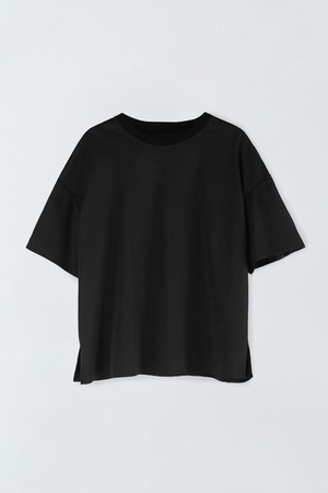 크루넥 반소매 루즈핏 블라우스 O6IM029