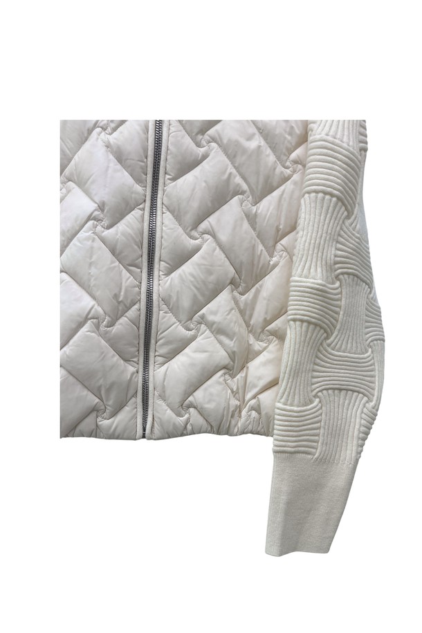 상품 슬라이드 이미지 0