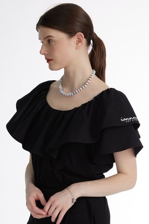 Off-the-Shoulder Flounce Top_ 오프 숄더 탑