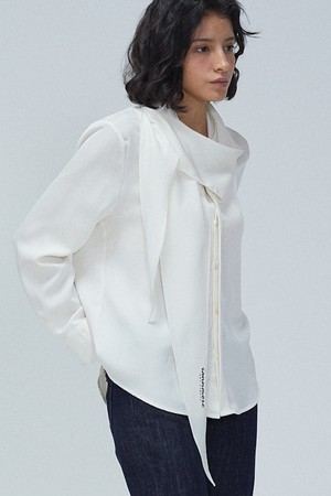 Lettering Scarf-Detail Tie Blouse_ 레터링 스카프 디테일 타이 블라우스