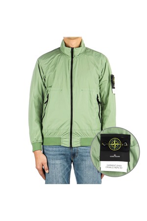 Stone Island Logo Patch Men's Waterproof Windbreaker Green 781542822-V0055