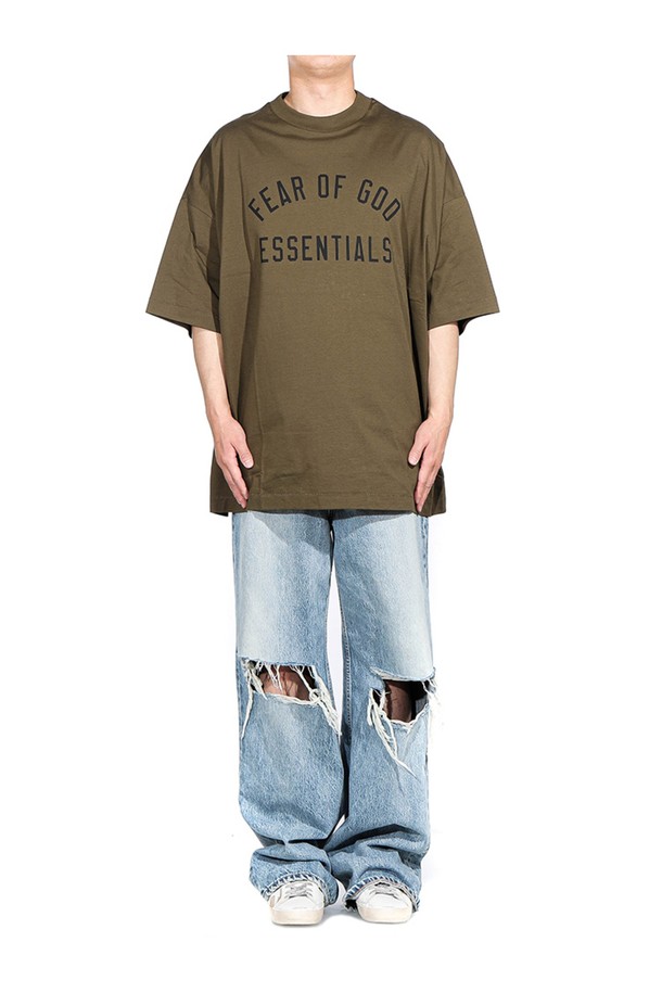 FEAR OF GOD - 반팔티셔츠 - [피어오브갓] 24FW 남성 에센셜 반팔 티셔츠 (125BT244194F OLIVE)