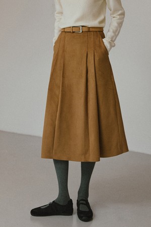 신세틱 스웨이드 플레어 롱 스커트 [카멜]