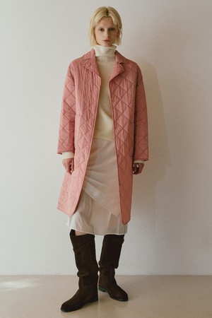 퀼티드 경량 패딩 롱 코트 [핑크]