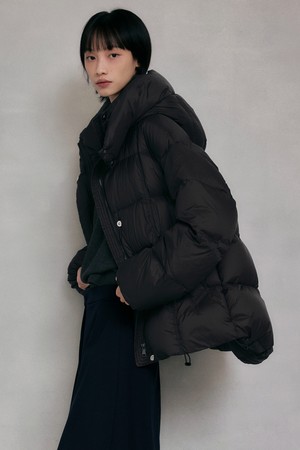 이지 웜 후디드 덕 다운 점퍼 [블랙]