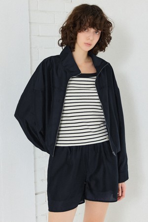 하이넥 실키 새틴 블루종 [다크 네이비]