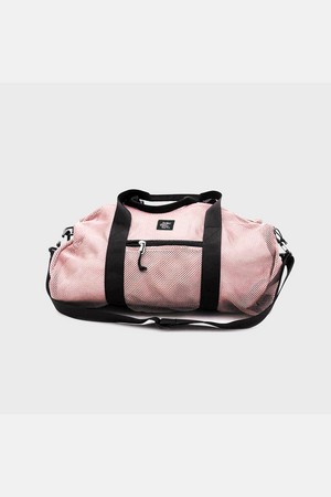 [BETTER THAN SURF] BETTER THAN SURF MESH DUFFLE BAG - PALE PINK 배러댄서프 메쉬 더플백 - 페일 핑크