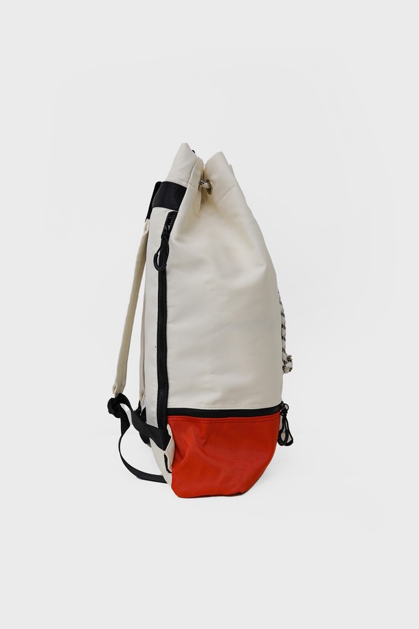 BETTER THAN SURF - 백팩 - CLASSIC DUFFLE BACKPACK - BEIGE