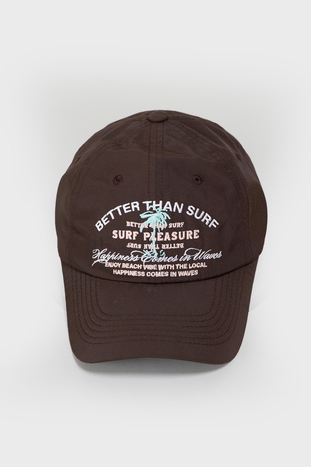 PALM BEACH CAP - BROWN은 아웃도어, 운동, 일상생활에서 활용하기 좋은 캡모자입니다. 브라운 색상의 나일론 소재로 제작되었으며, 12.5cm 챙 넓이와 부드러운 촉감을 자랑합니다. UPF 40+ 자외선 차단, 방수, 통기성, 속건, 항균, 경량 기능을 갖췄으며, TeflonEcoElite & K-Fusion, Ruco-bac med & Tanatex 항균 처리로 기능성을 높였고 사이즈 조절이 가능합니다.
