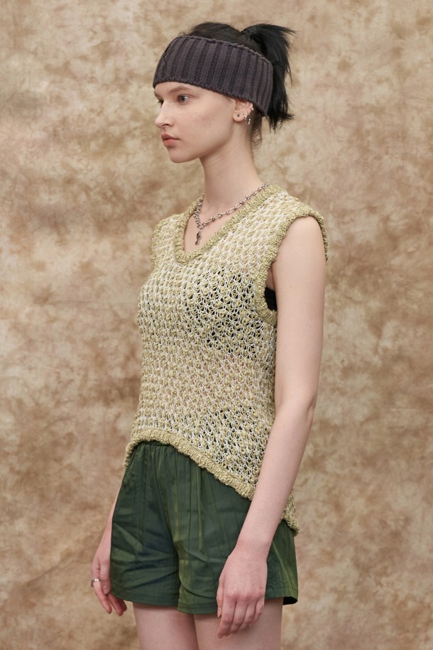 UNALLOYED - 베스트 - KNIT VEST / OLIVE