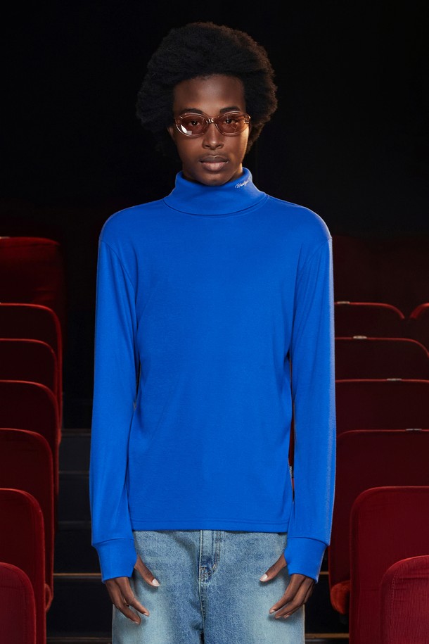 UNALLOYED - 긴팔티셔츠 - TURTLENECK KNIT T SHIRT / BLUE