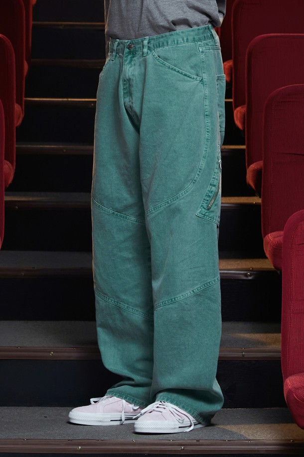 UNALLOYED - 캐주얼팬츠 - DYED ZIP CARGO PANTS / EMERALD