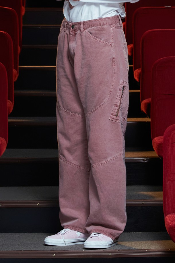 UNALLOYED - 캐주얼팬츠 - DYED ZIP CARGO PANTS / DARK PINK