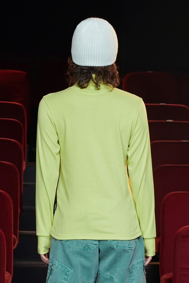 UNALLOYED - 긴팔티셔츠 - TURTLENECK KNIT T SHIRT / LIME