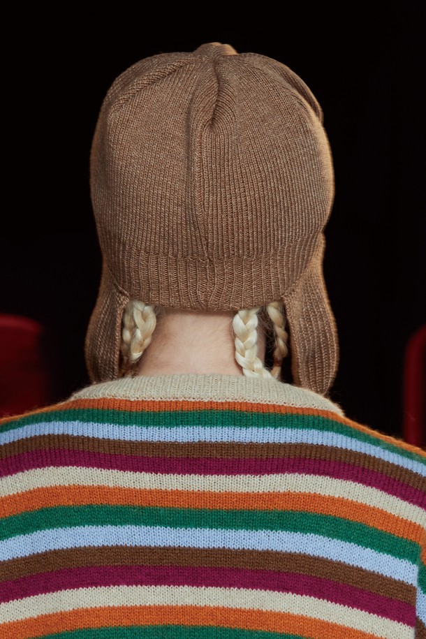 UNALLOYED - 모자 - WOOL KNIT TROOPER HAT / BEIGE