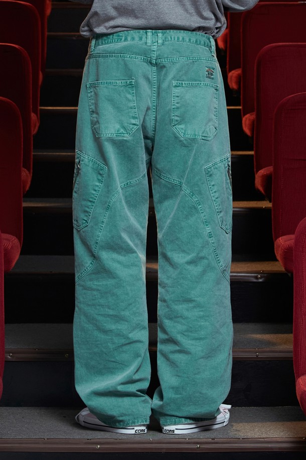 UNALLOYED - 캐주얼팬츠 - DYED ZIP CARGO PANTS / EMERALD