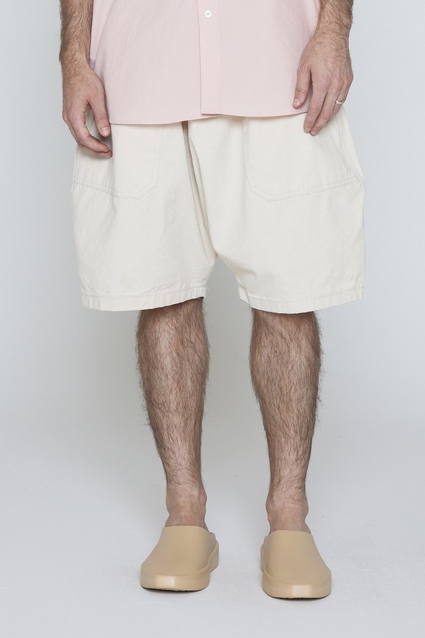 CARGOBROS - 하프팬츠 - CB COTTON FATIGUE SHORTS (CREAM)