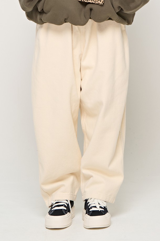 CARGOBROS - 캐주얼팬츠 - CB BASIC NAPPING WIDE BANDING PANTS (IVORY)