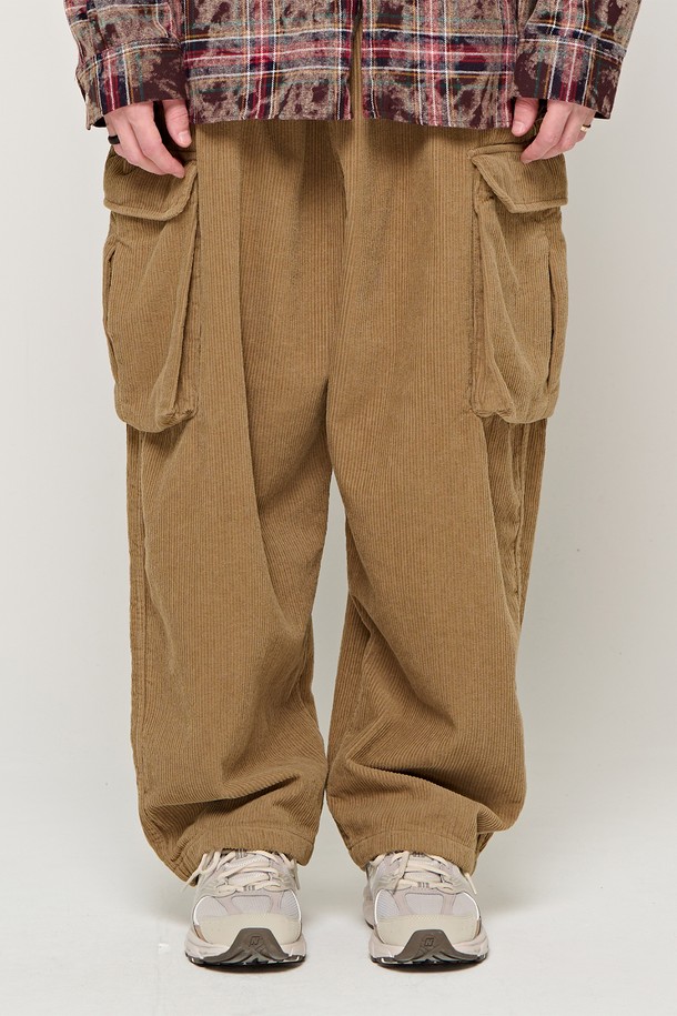 CARGOBROS - 캐주얼팬츠 - CB CORDUROY BANDING CARGO PANTS (BEIGE)