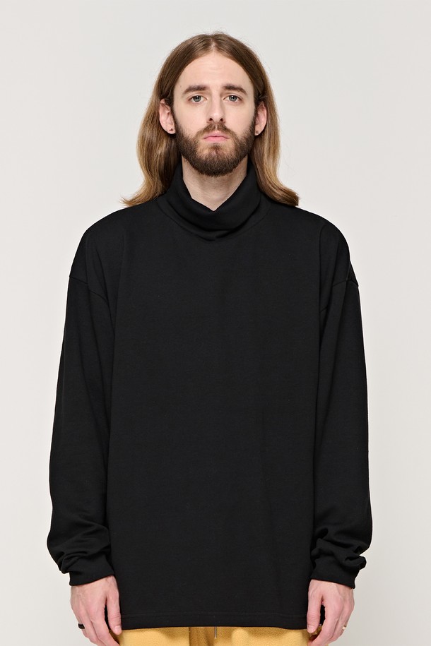 CARGOBROS - 긴팔티셔츠 - CB OVER TURTLE-NECK LONG SLEEVE T-SHIRT (BLACK)