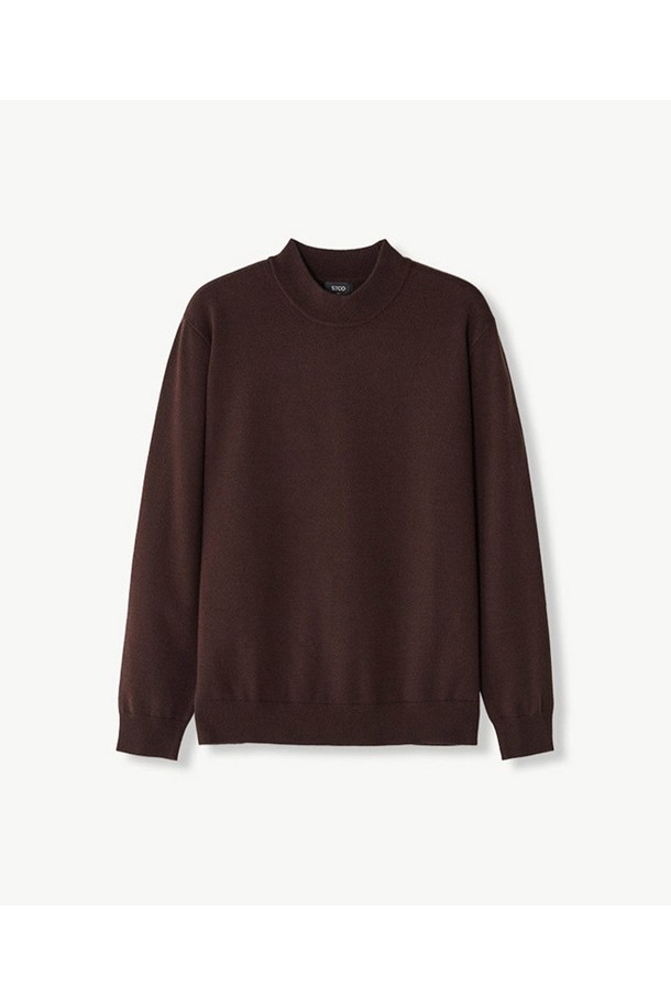 **찰떡 모크넥 니트 (브라운)**는 남성용 상의 니트/스웨터입니다. 가을과 겨울에 어울리는 두꺼운 두께감과 부드러운 촉감의 제프사세 소재로 제작되어 따뜻하고 편안한 착용감을 선사합니다. 미니멀하고 베이직한 디자인으로 출근룩과 비즈니스 캐주얼에 활용하기 좋으며, 레귤러핏과 레귤러 기장으로 편안한 착용감을 제공합니다. 모크넥 디자인과 무지 패턴, 긴 소매 기장으로 미니멀, 클래식, 캐주얼 스타일을 연출하기 좋습니다. 브라운 컬러는 어떤 하의에도 잘 어울려 활용도가 높습니다.
