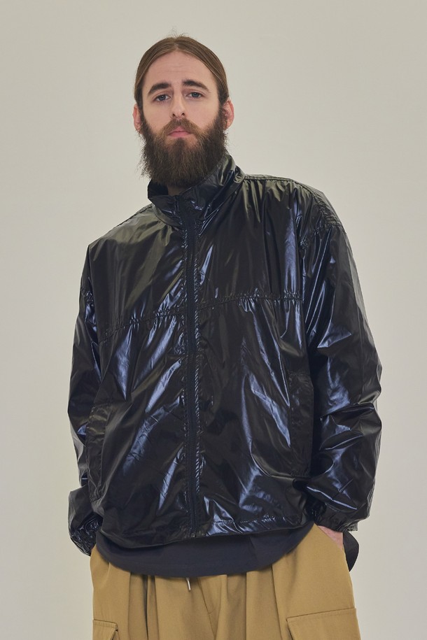 CARGOBROS - 블루종/점퍼 - CB GLOSSY STRING ANORAK (BLACK)