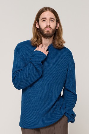 DAILY HACHI ROUND KNIT (BLUE)