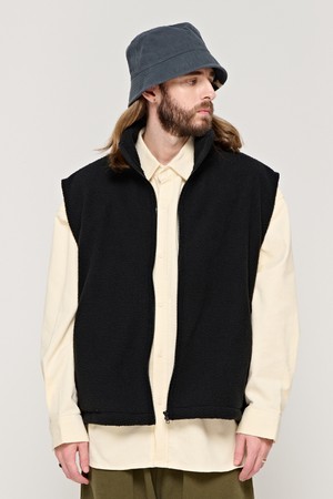 CB BASIC FLEECE VEST (BLACK)